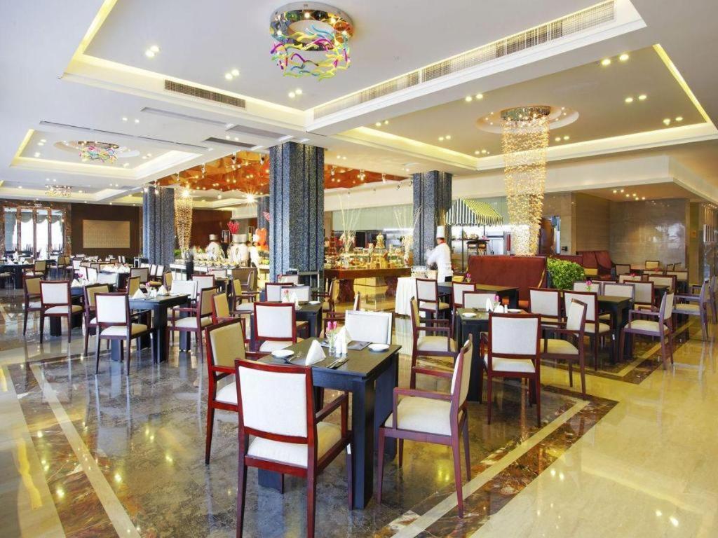 Eurasia Convention International Hotel Vũ Hán Ngoại thất bức ảnh