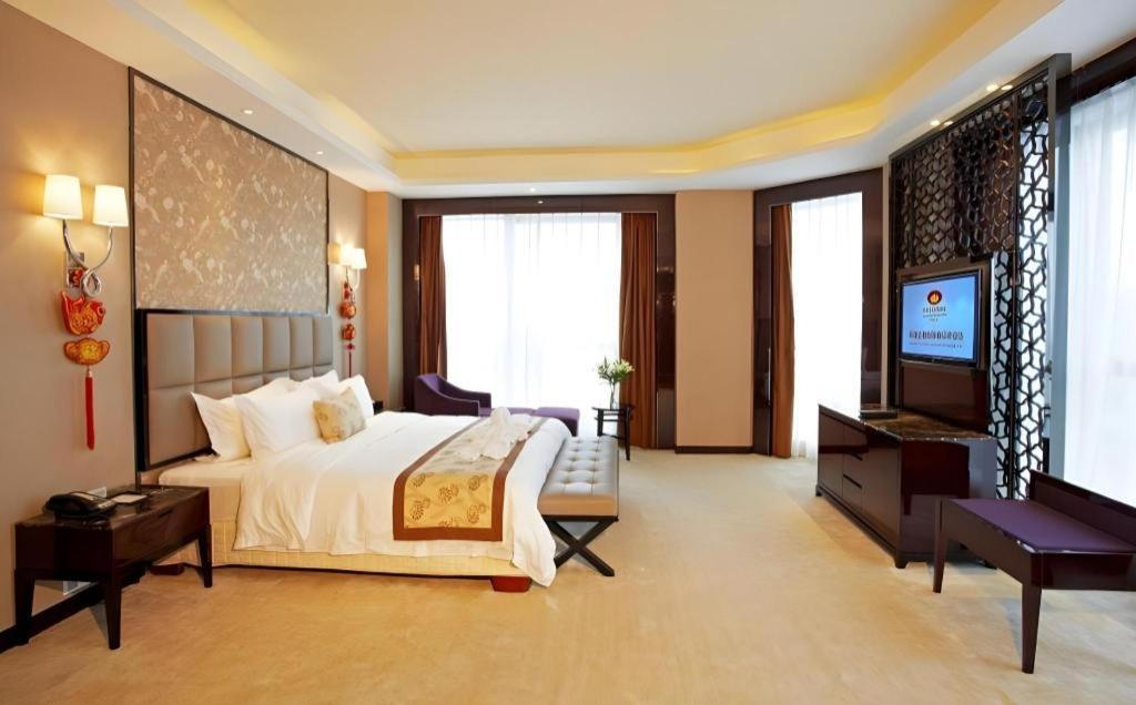 Eurasia Convention International Hotel Vũ Hán Ngoại thất bức ảnh