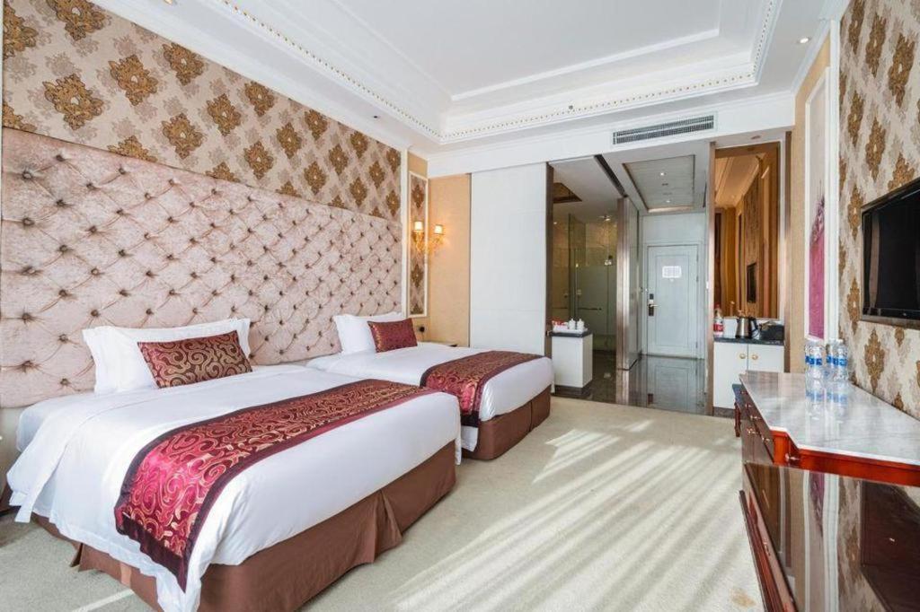 Eurasia Convention International Hotel Vũ Hán Ngoại thất bức ảnh