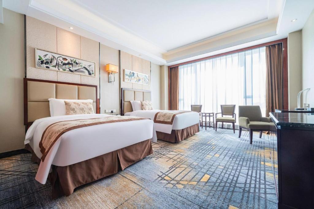 Eurasia Convention International Hotel Vũ Hán Ngoại thất bức ảnh