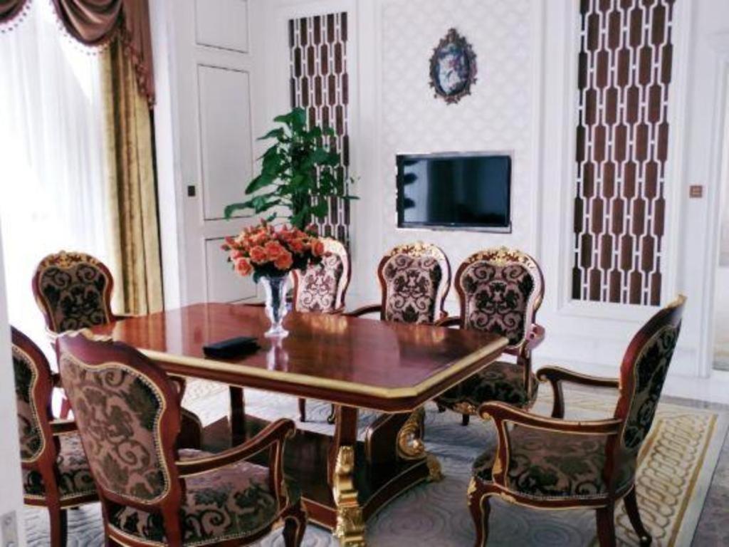 Eurasia Convention International Hotel Vũ Hán Ngoại thất bức ảnh