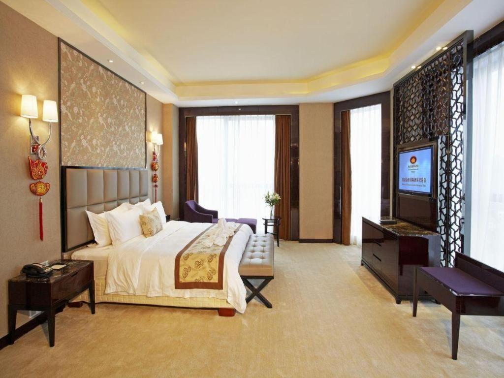 Eurasia Convention International Hotel Vũ Hán Ngoại thất bức ảnh