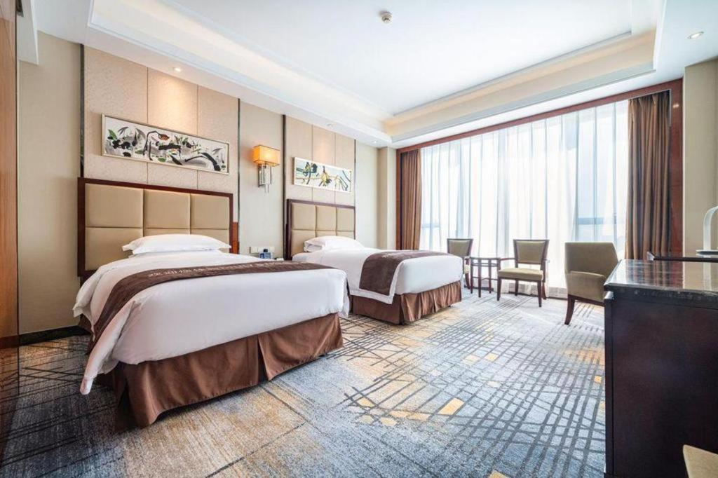 Eurasia Convention International Hotel Vũ Hán Ngoại thất bức ảnh