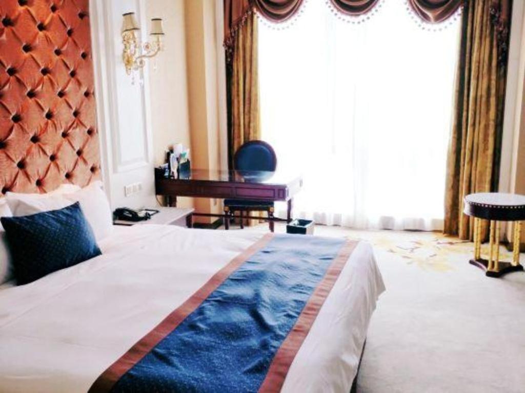 Eurasia Convention International Hotel Vũ Hán Ngoại thất bức ảnh